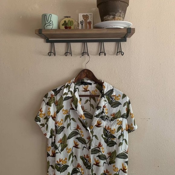 Forever 21 Tops - NWOT Floral button down